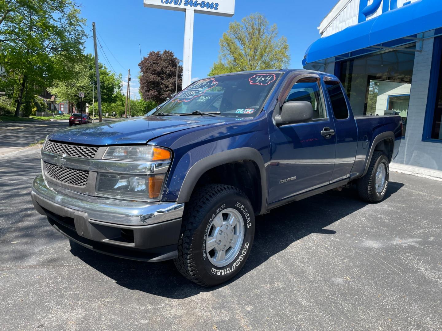 2005 blue Chevrolet Colorado LS Z71 Ext. Cab 4WD (1GCDT196758) with an 3.5L L5 DOHC 20V engine, located at 101 N. Main Street, Muncy, PA, 17756, (570) 546-5462, 41.207691, -76.785942 - Photo#0